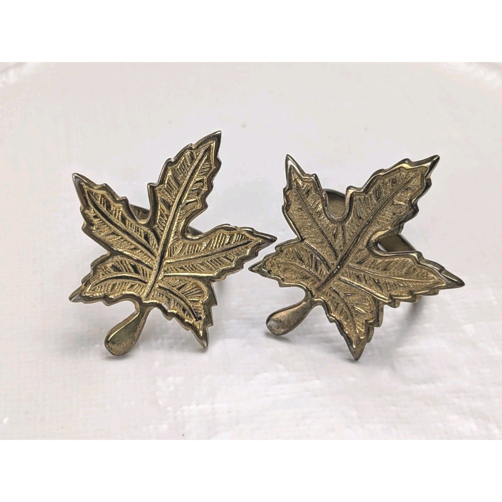 Vintage Set of 2 Maple Leaf Metal Napkin Rings Brass Tone Fall Thanksgiving